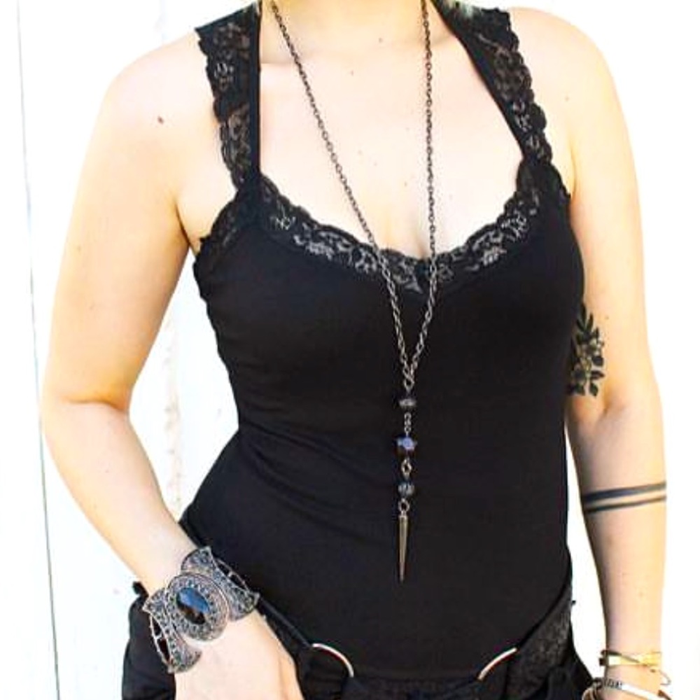 VO Clothing Shop Scalloped Lace Black Stretch Velvet Camisole XL
